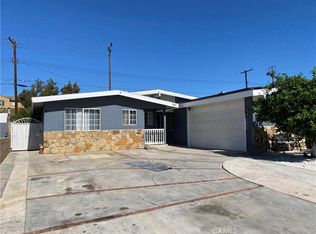 301 W Parkwood Ave, La Habra, CA 90631