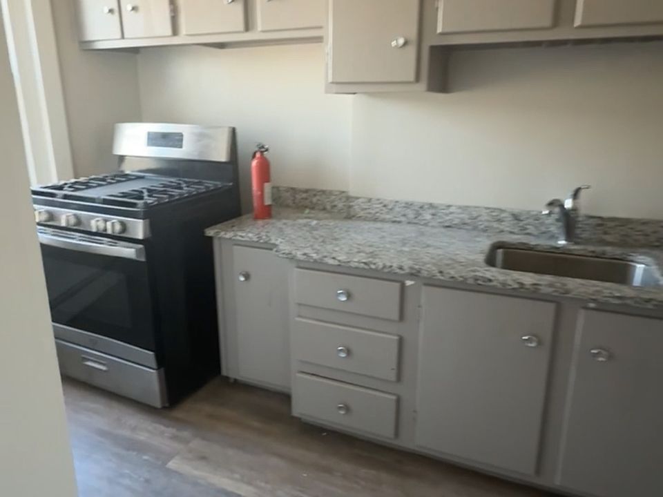 2nd image of 1604 Delaware Ave APT 4B