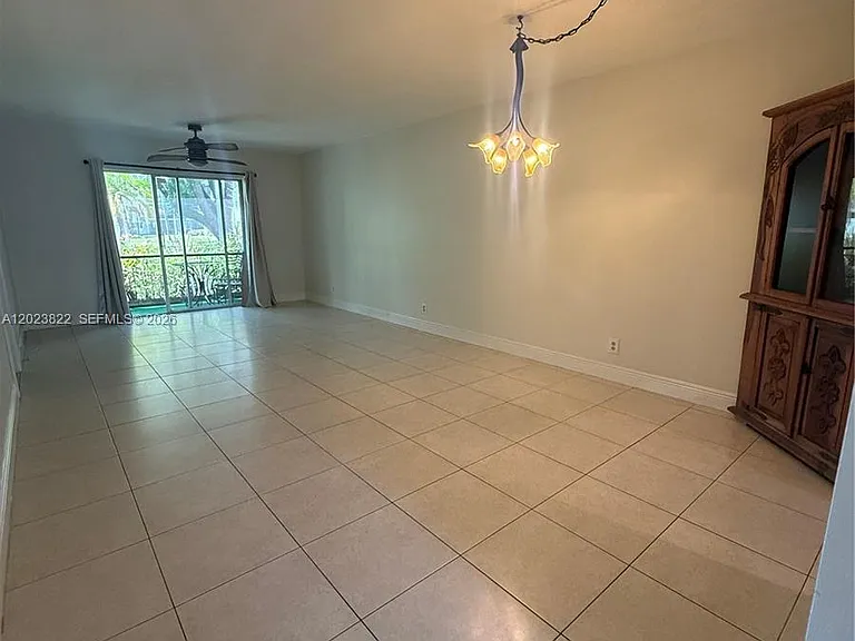 5080 SW 64th Ave #104 — Photo 7