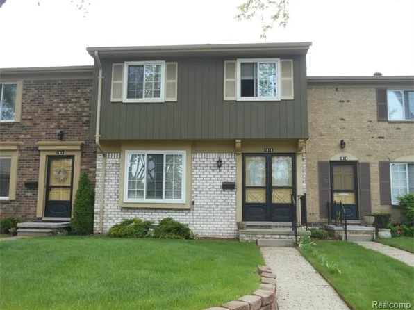 1816 Shire Ct #1, Royal Oak, MI 48073