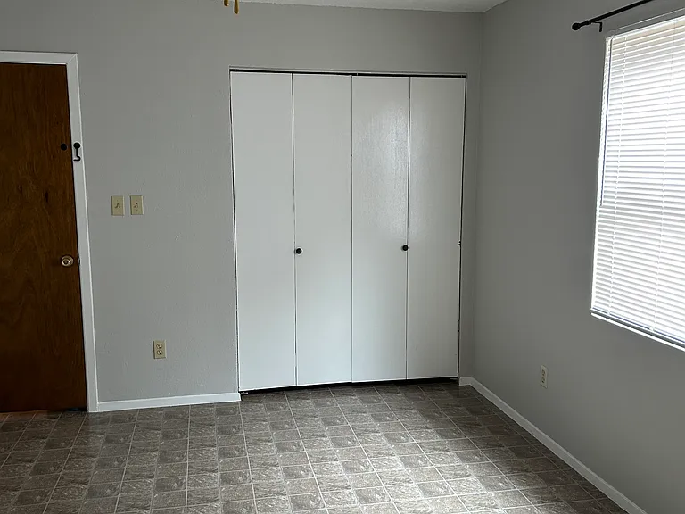 905 N Bishop St — Photo 14