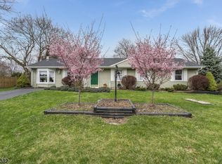 703 Guy Rd, Phillipsburg, NJ 08865