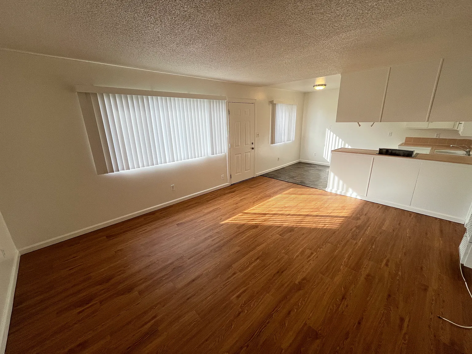 2 bed, $1,695 — Photo 2