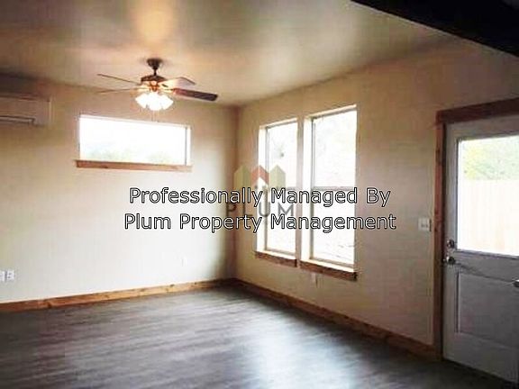 3rd image of 2321 Aspen Grv