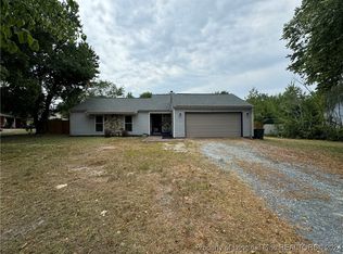 200 Sierra Trl, Spring Lake, NC 28390