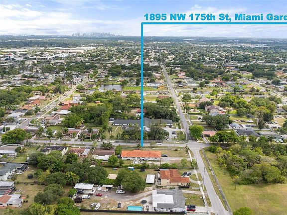 3rd image of 1895 NW 175th St