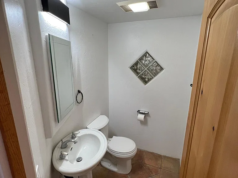 495 Telford Ln — Photo 20