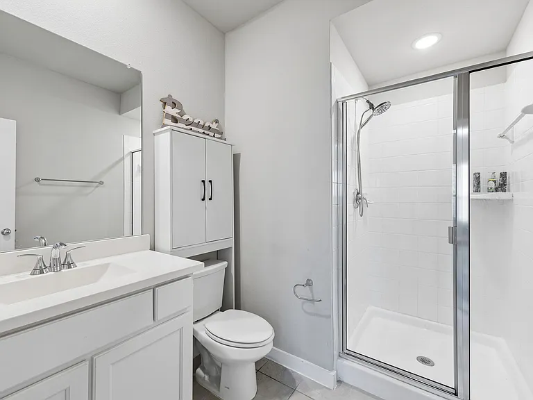 2321 Green River Rd — Photo 13