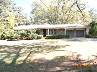 2304 Bettys Dr, Albany, GA 31705