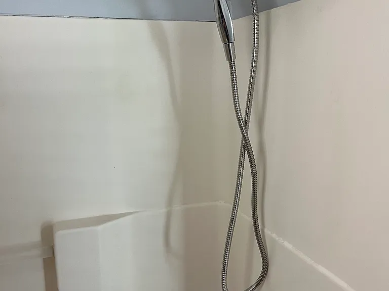 Showe tub