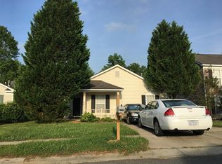 6131 McIntyre Ridge Dr, Charlotte, NC 28216