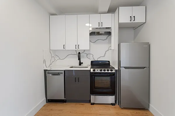 Rented by Compass | media 8
