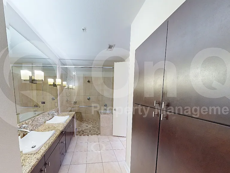 2950 McKinney Ave #424 — Photo 16