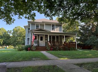 721 W Court Ave, Winterset, IA 50273