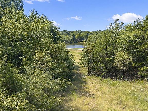 4th image of 16723 County Road 3540 Rd