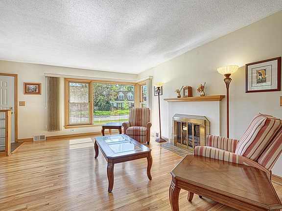 5th image of 329 Park Ln