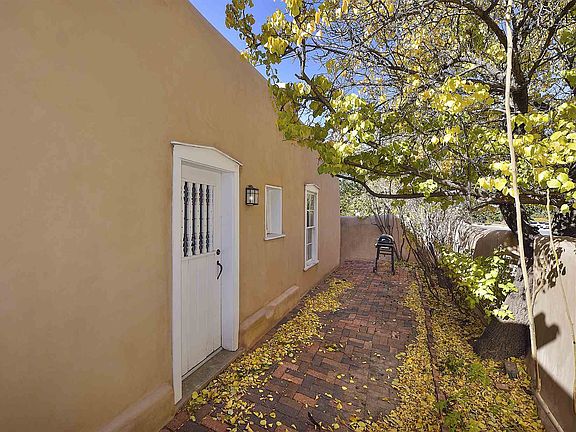 3rd image of 424 Acequia Madre #16