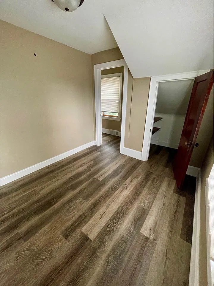 2 bed, 620 sqft, $1,000 — Photo 1