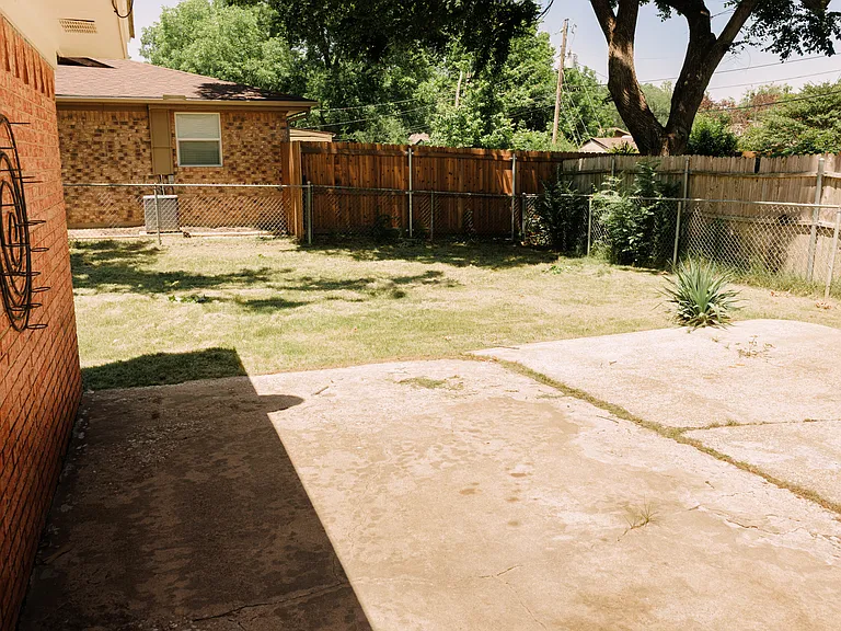 2611 Easy St — Photo 14