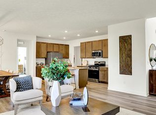 5722 Palazzo Ln, McCordsville, IN 46055