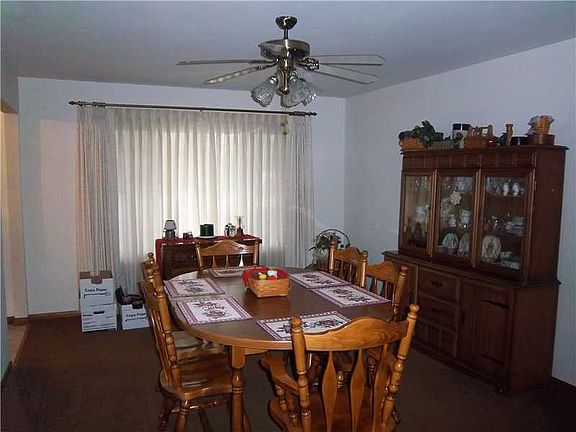 3rd image of 11215 E Moores Cir