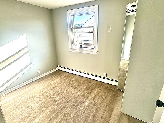 4th image of 205 N 16th St Floor 3