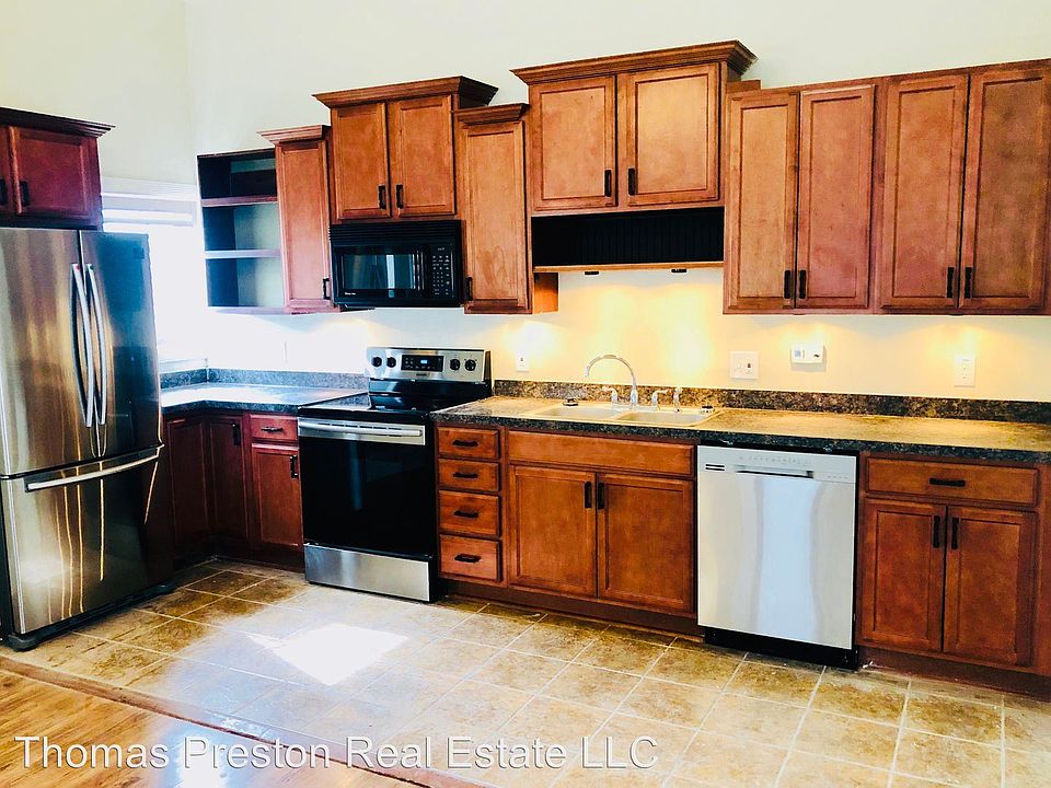 1st image of 105 Clack Cir Ste 300