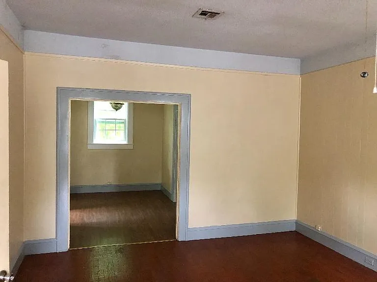 2601 Fort Ave #3 — Photo 8