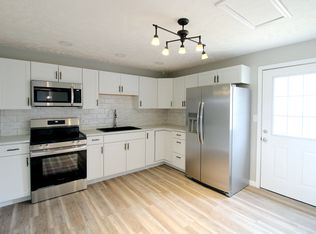 1072 W 2nd St, Xenia, OH 45385