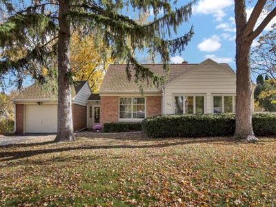 260 Lynnwood LANE, Brookfield, WI, 53005