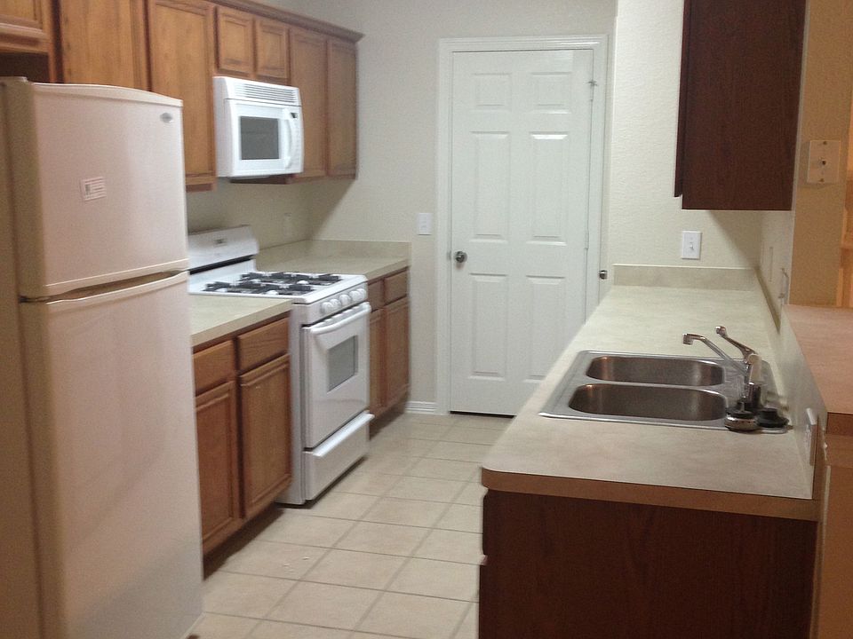 1st image of 1847 Sherwood Forest Cir