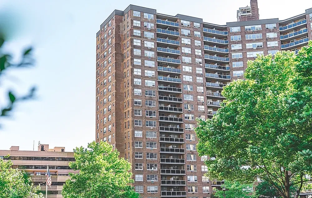 104-40 Queens Boulevard — Photo 4