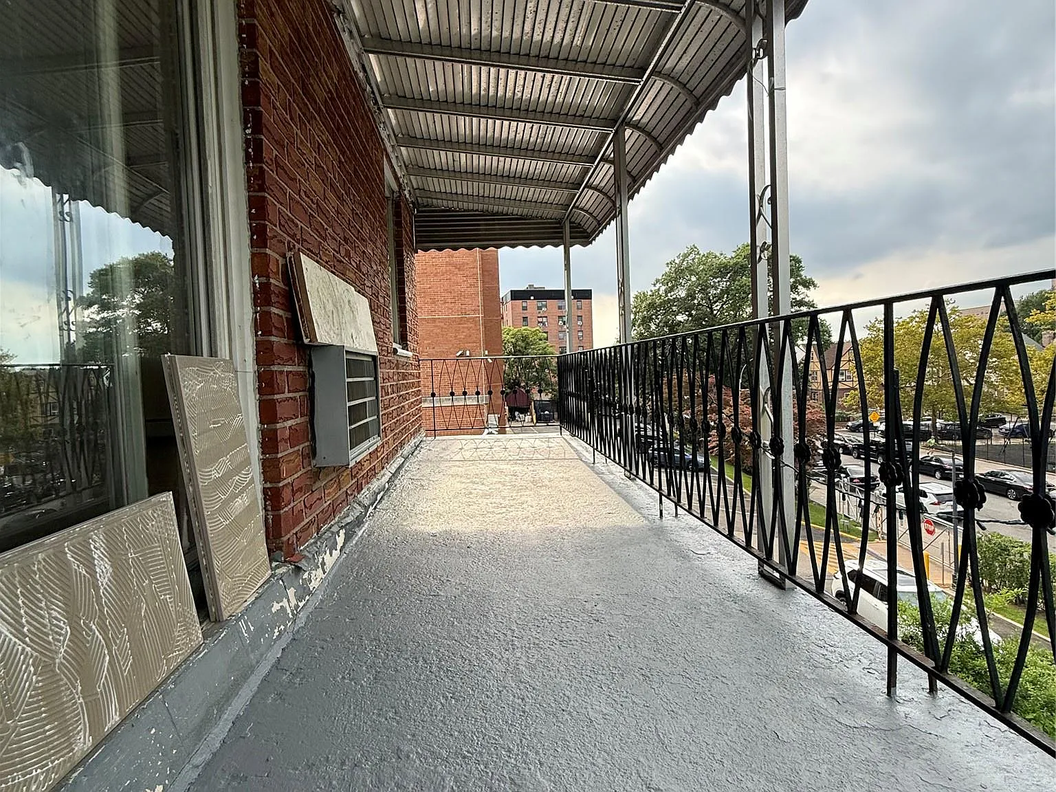 3 bed, 2.0 bath, 900 sqft, $3,300 — Photo 4