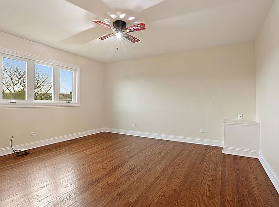 4th image of 13031 Parkside Dr
