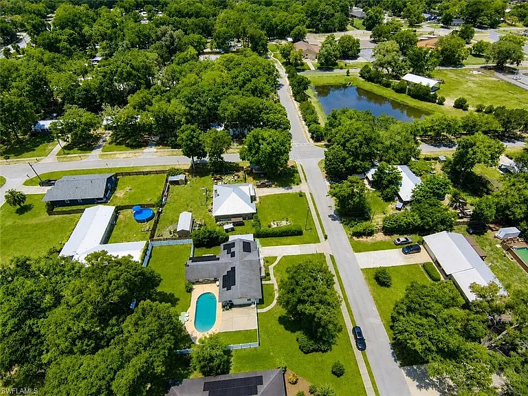655 SW Pointview Rd — Photo 47