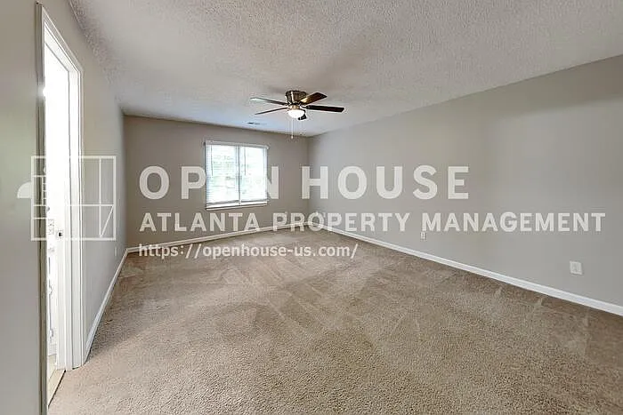 2671 Ashley Dr N — Photo 11