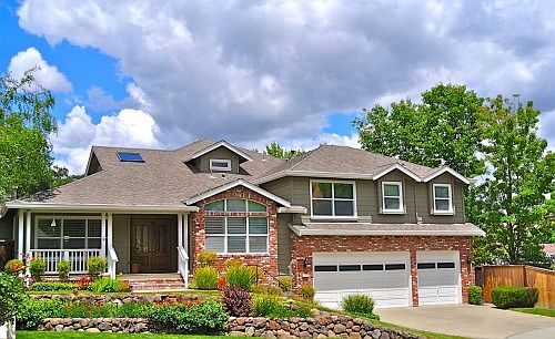1st image of 4 Shadewell Ct