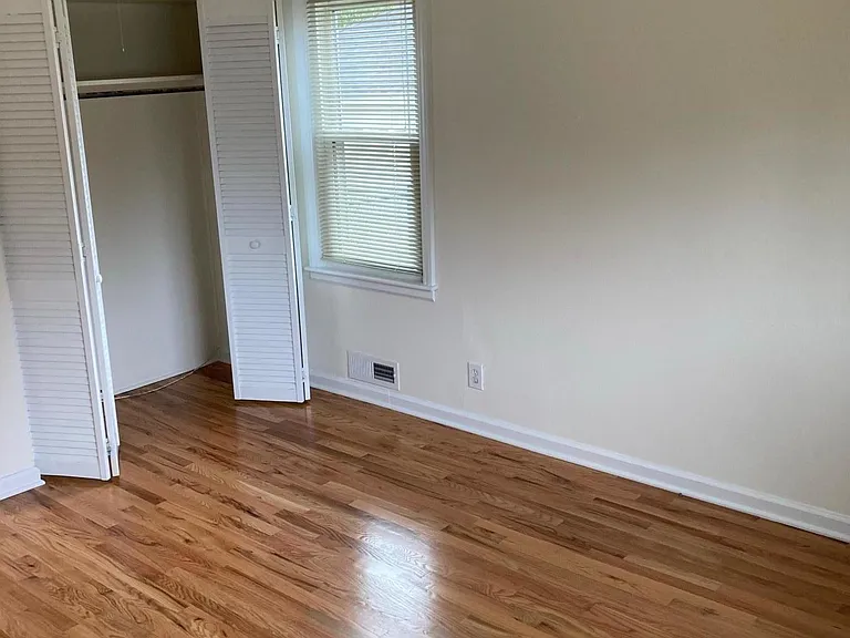 2510 Browns Ln — Photo 11
