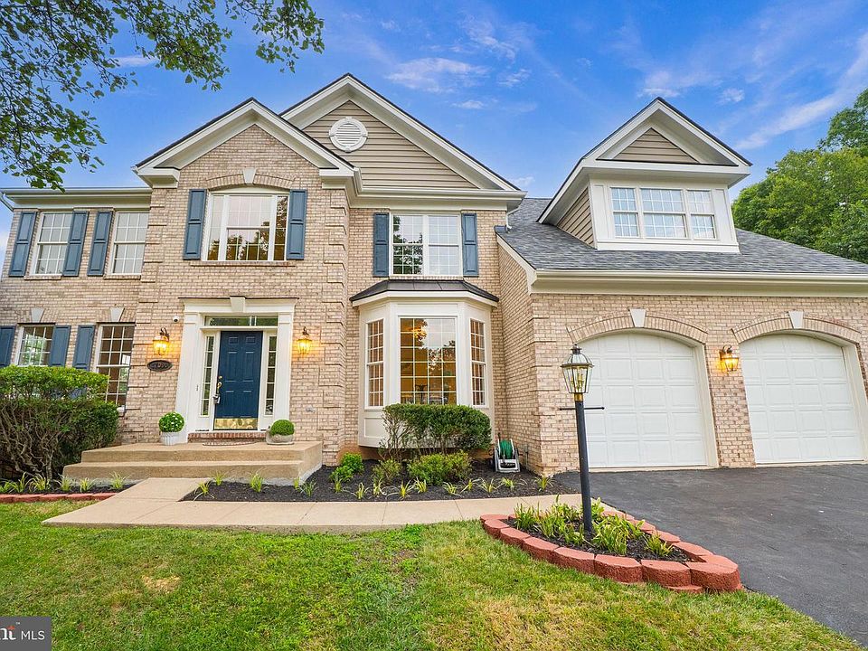 1st image of 17090 Anns Brook Ct