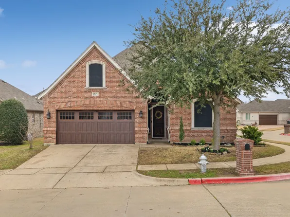 4825 Ridge Cir, Benbrook, TX 76126