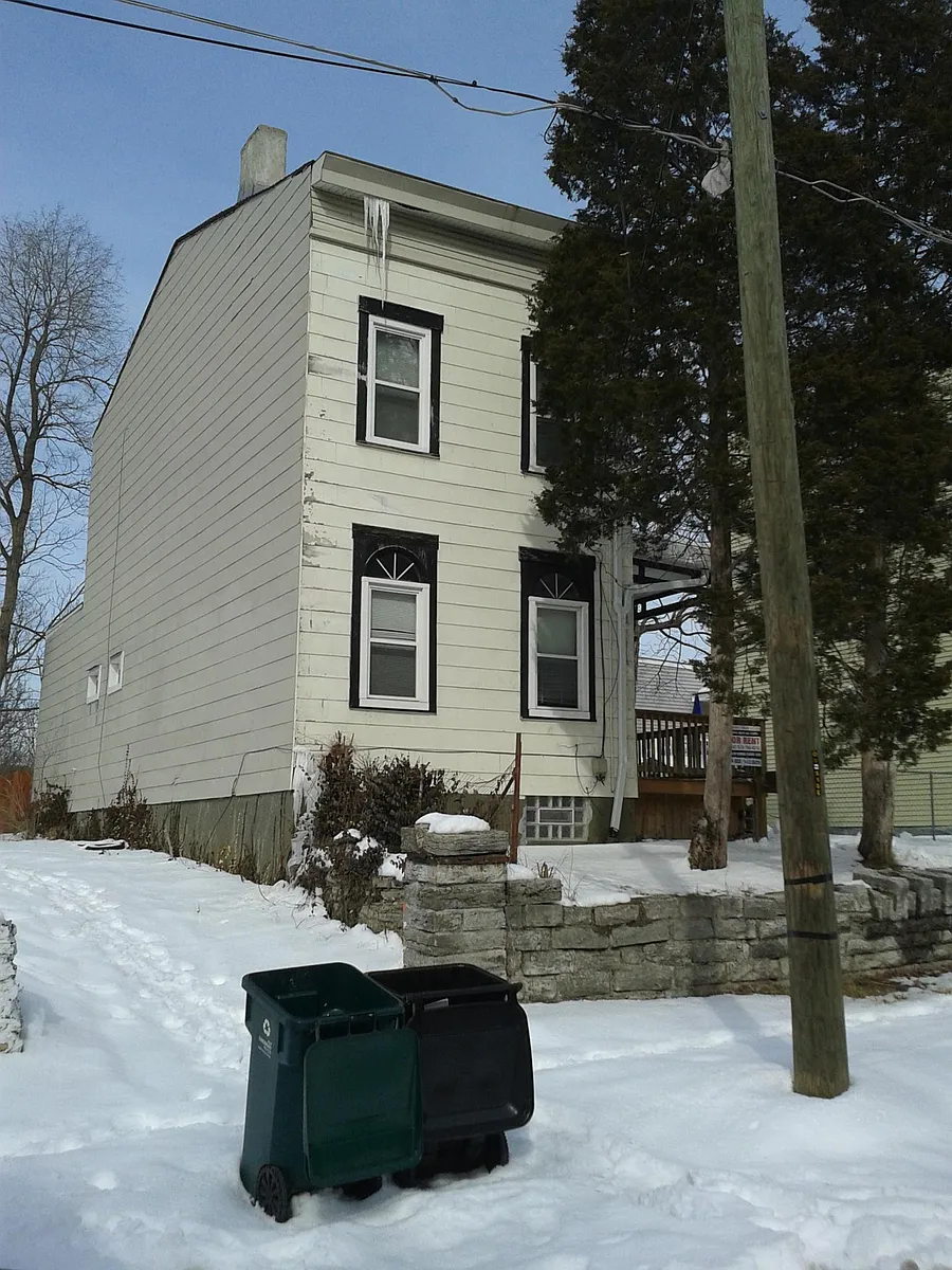 Building Photo - 244 Fosdick St
