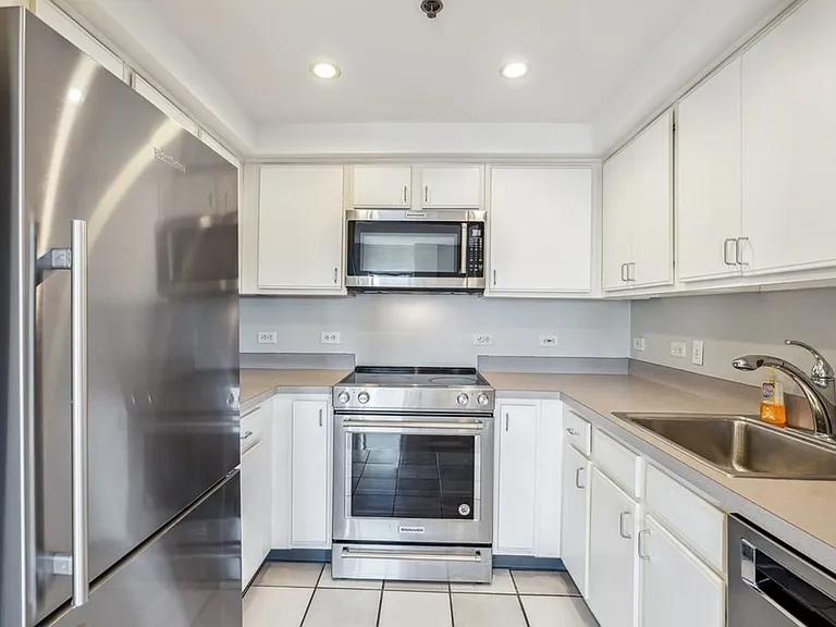 534 Commonwealth Ave #7E — Photo 2