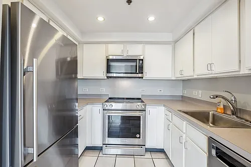 534-538 Commonwealth Ave #7 Photo 1