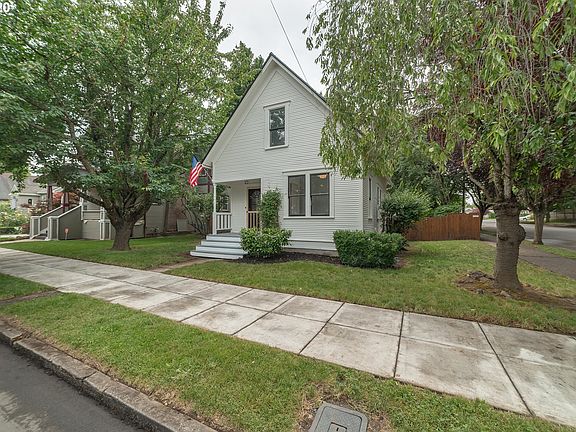 2nd image of 1926 Franklin St