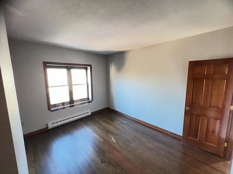 290 Maple Ave #2F — Photo 14