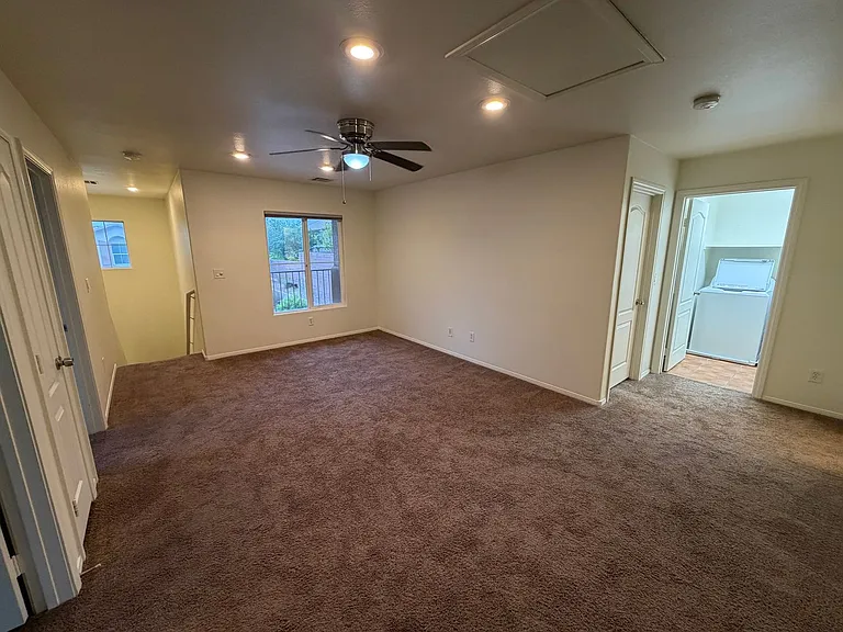 11572 Casa Del Mar Ct — Photo 31