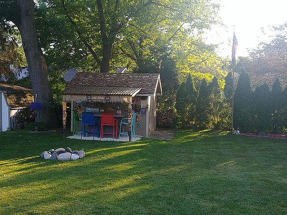 4th image of 3195 Kenicott Dr