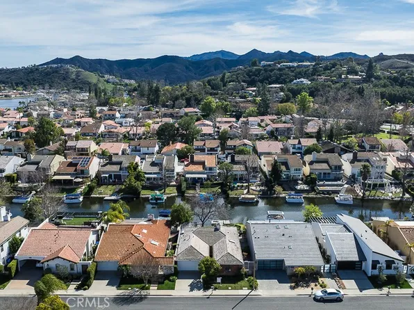 2394 Leeward Cir, Westlake Village, CA 91361