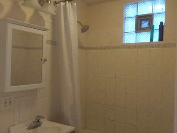 4th image of 2841 N Ashland Ave #1