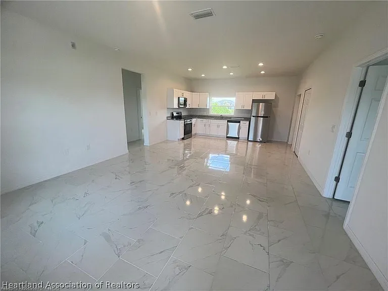 747 Pacific St — Photo 3